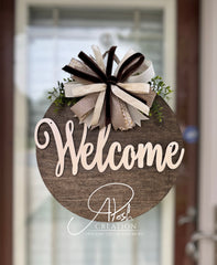 Neutral Elegance “Welcome” Door Hanger – Classic Round Wood Sign